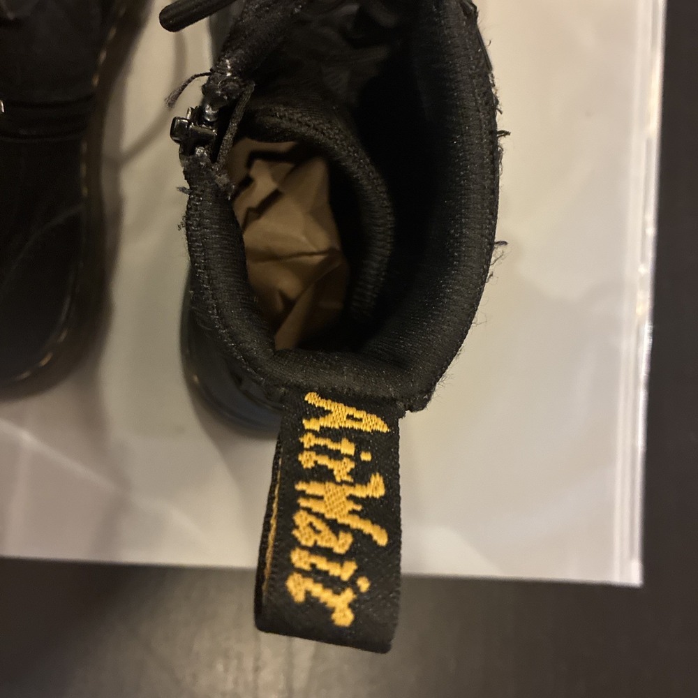 Dr. Martens Size 6 Lace Up Black Cloth And Leather Ankle Boots - Picture 3 of 7